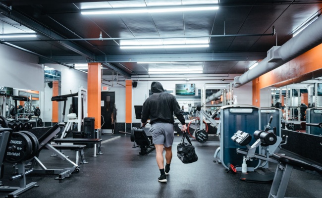 ElastiRoll recycled rubber athletic flooring by Connor<sup>®</sup> Sports, designed for fitness facilities, weight rooms, ice rinks, and multipurpose athletic training spaces.